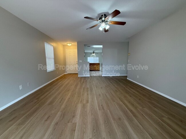 Photo - 12438 W Hearn Rd