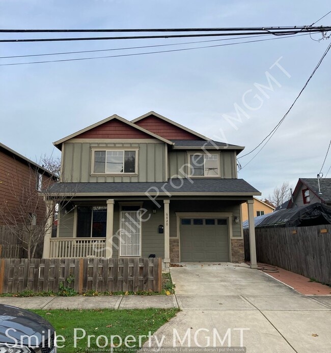 Building Photo - single house