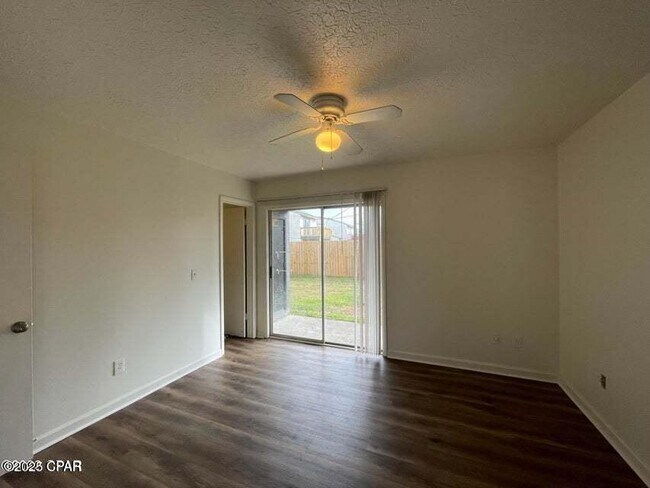 Photo - 7714 FL-22 Unit B
