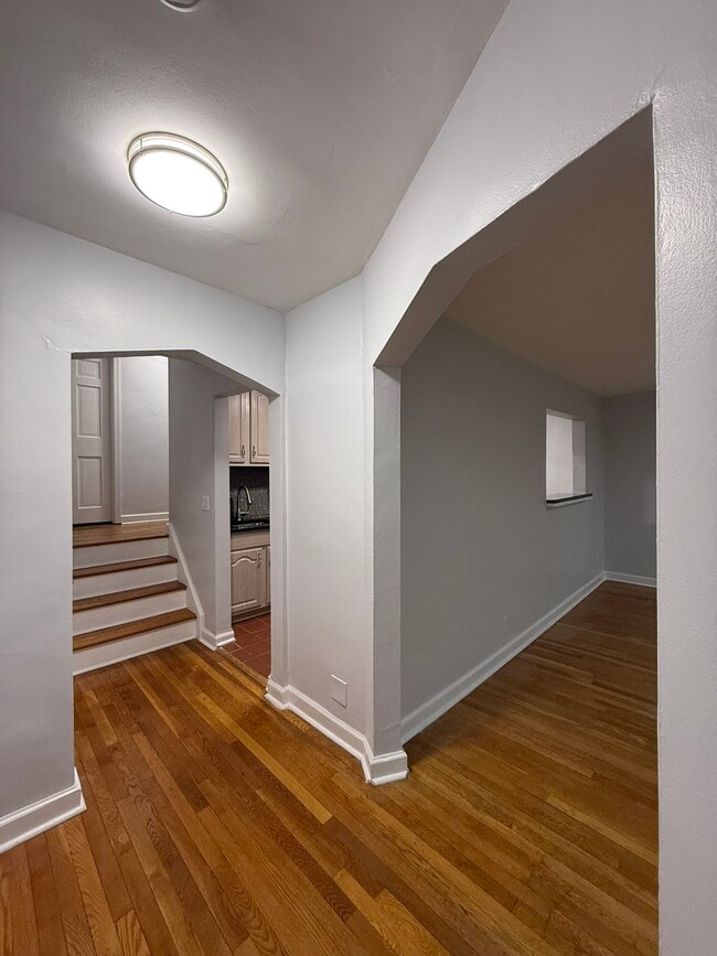 Bedrooms on a different level - 530 Broad Ave Unit 16