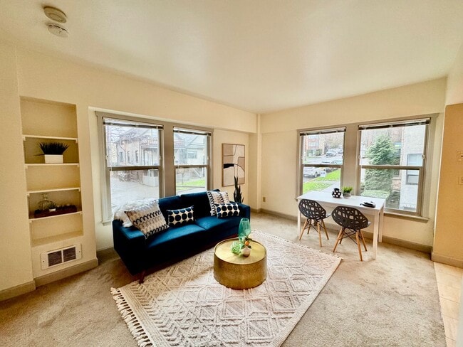 Photo - Charming One-Bedroom near Downtown Seattle!!! Unit A207