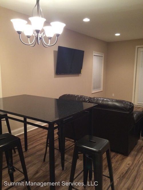 Photo - 102 Oxford Commons Blvd