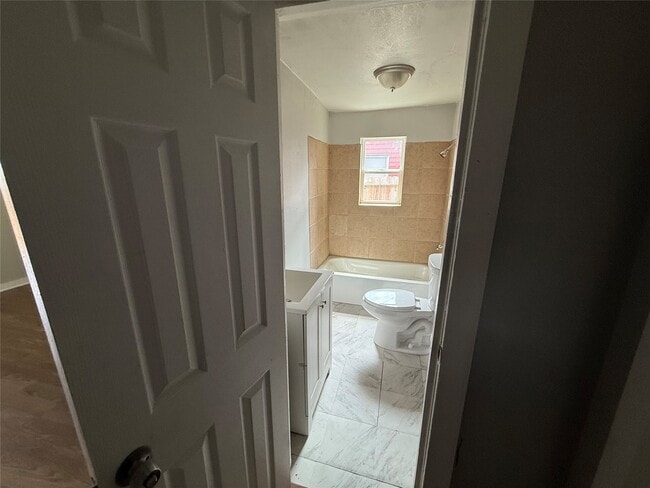 Photo - 6602 Avenue R Unit C