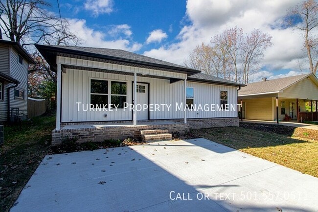 Photo - 4108 Longcoy St