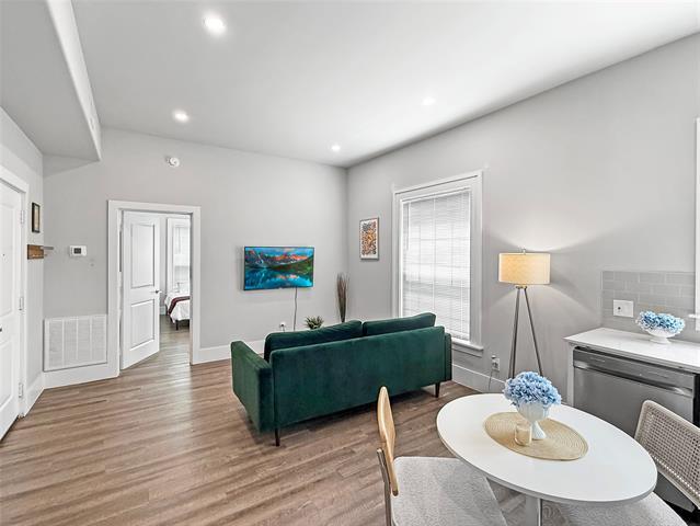 Photo - 801 N Marsalis Ave Unit 101