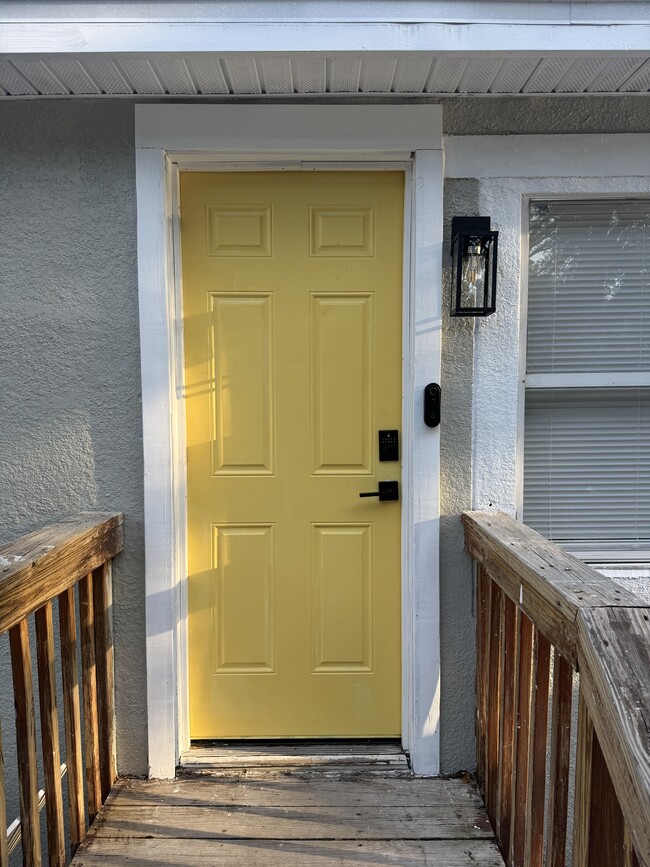 Photo - 1651 Clarcona Rd House