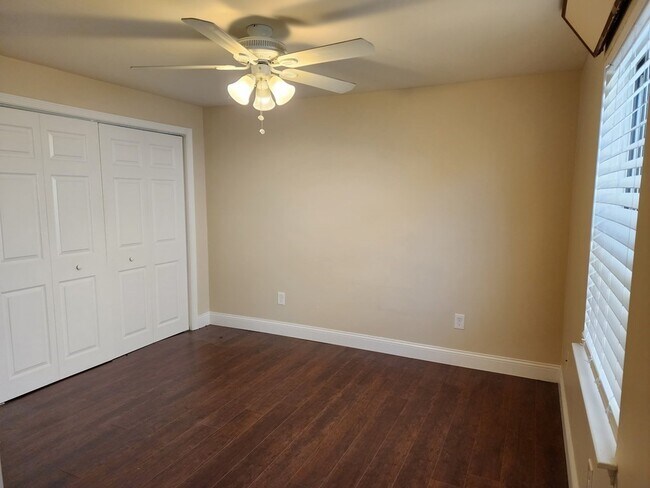 Photo - 1 Old Colony Rd Unit 308