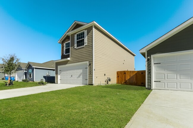 Photo - 23135 Shakespeare Dr