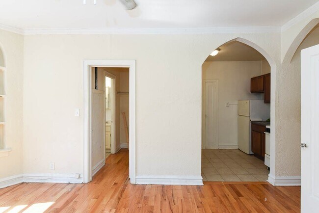 Photo - 4838 N Damen Ave Unit 206