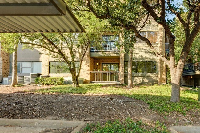 Photo - 8888 Tallwood Dr Unit 2102