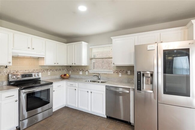 Photo - 12821 Thomas Jefferson St House