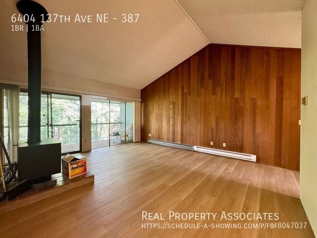 Building Photo - 6404 137th Ave NE