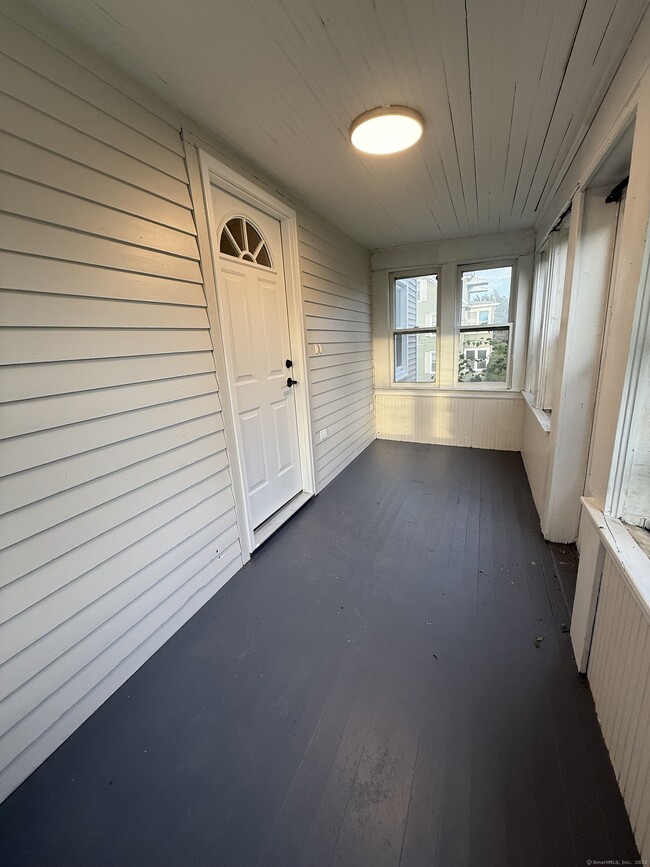 Photo - 818 Burbank Ave