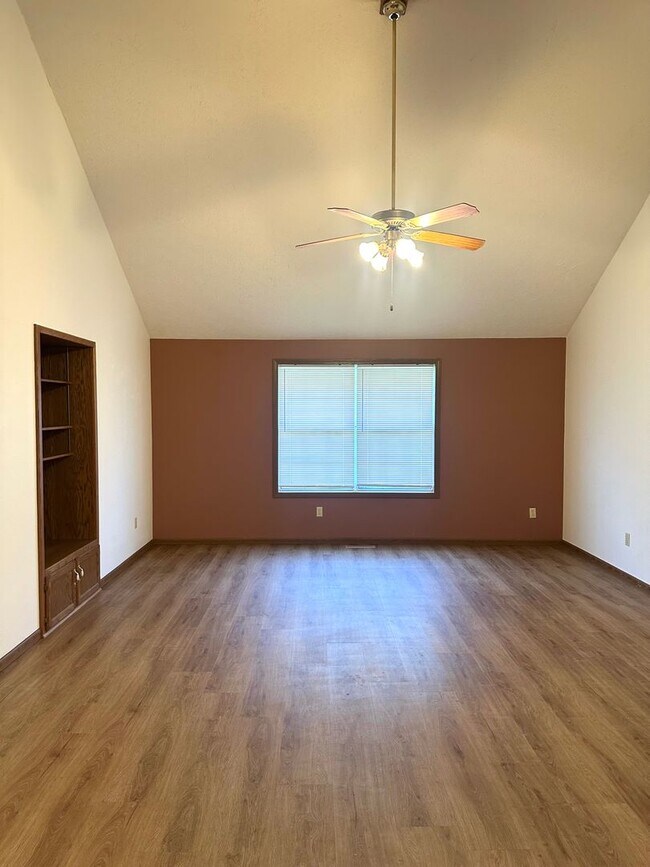 Photo - S0281-MF1 Unit 3115