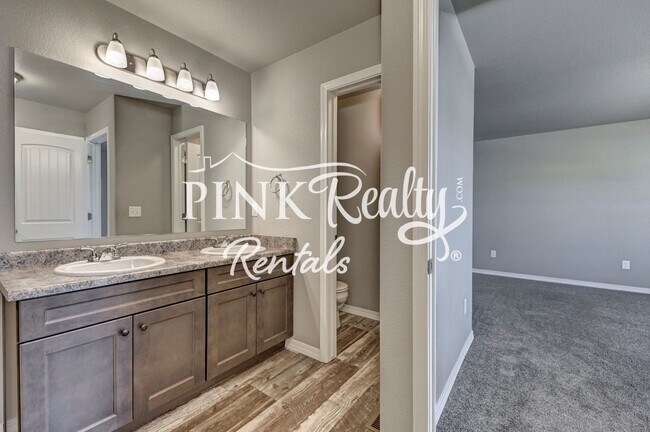 Photo - 10627 Hidden Pr Pkwy