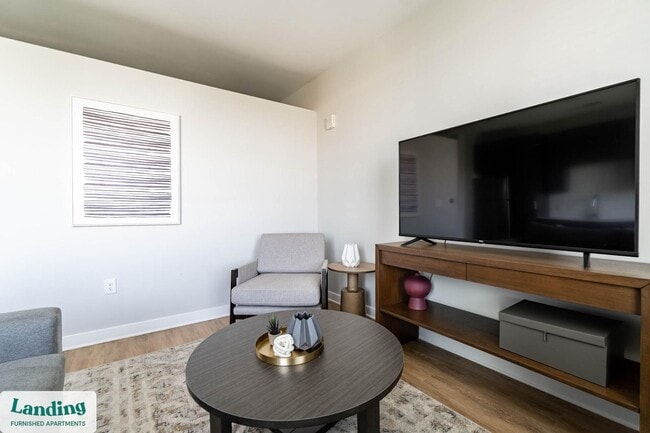 Photo - 545 Foster St Unidad 523.1406141