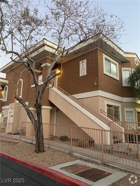 Building Photo - 830 Carnegie St Unit 113 Rental