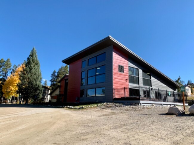 Photo - 471 High Country Dr