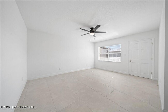Photo - 154 Crescent Beach Dr