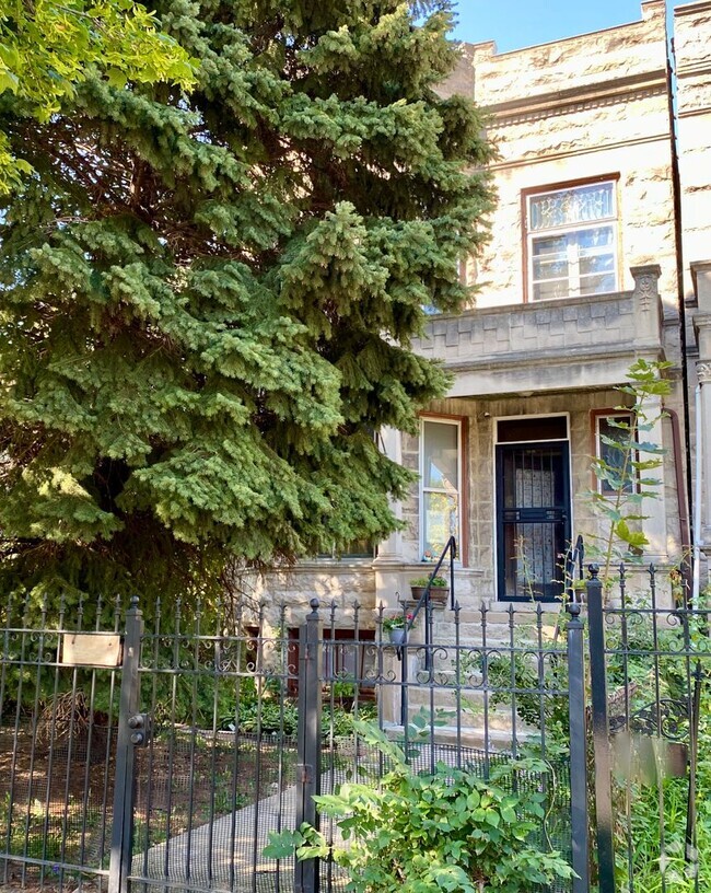 Building Photo - 2326 S Millard Ave Unit 1 Rental