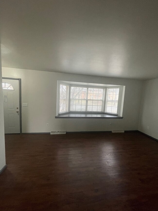 Photo - Juniper Court Apartments