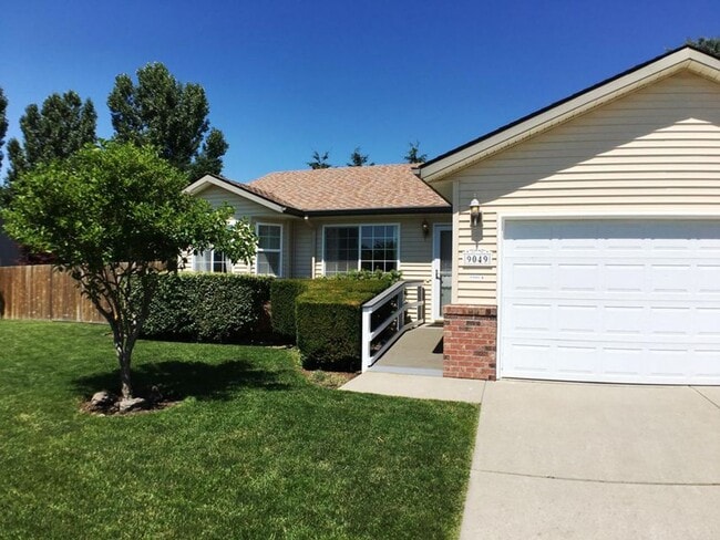 Photo - Broadmoore Estates!