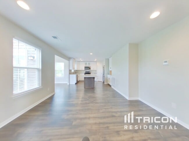 Photo - 2618 Bluffton Ln