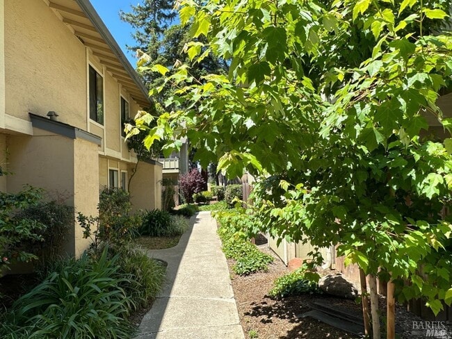 Photo - 2161 Northwood Cir