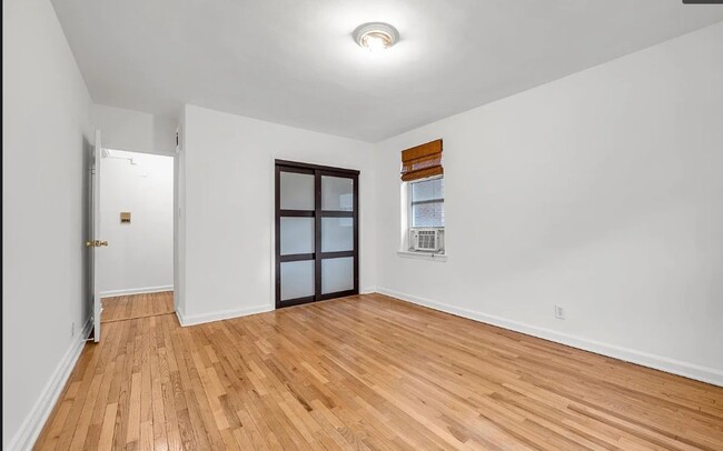Photo - 2080 Barnes Ave Unit 4E