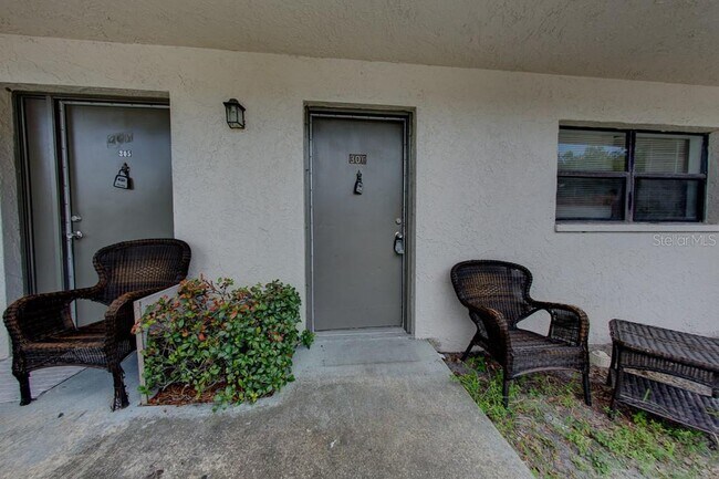 Building Photo - 2142 Bradford St Unit 306 Rental