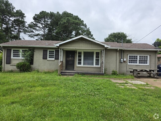 Building Photo - 3607 Inglewood Dr NW Rental
