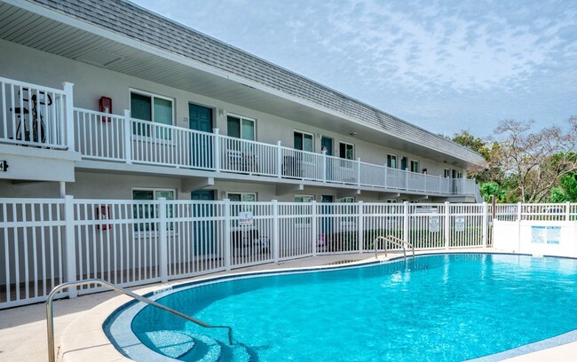Sunset Cove Apartments - Sunset Cove Apartments
