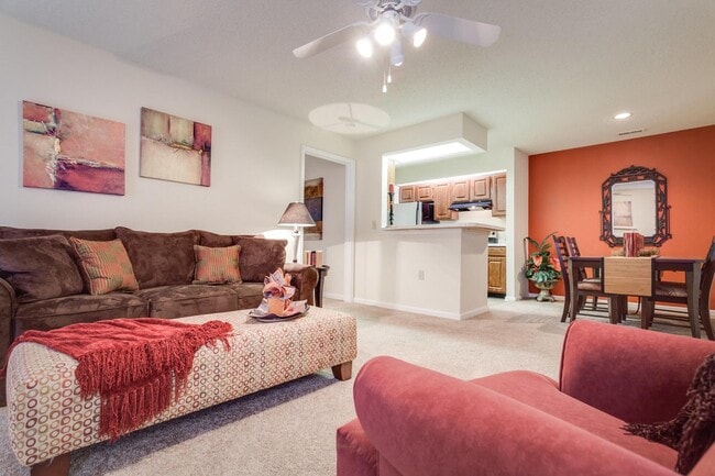 Photo - Arbors at Windsor Lake Apartments