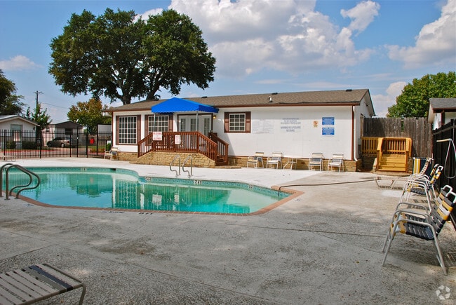 Photo - Cottonwood Grove