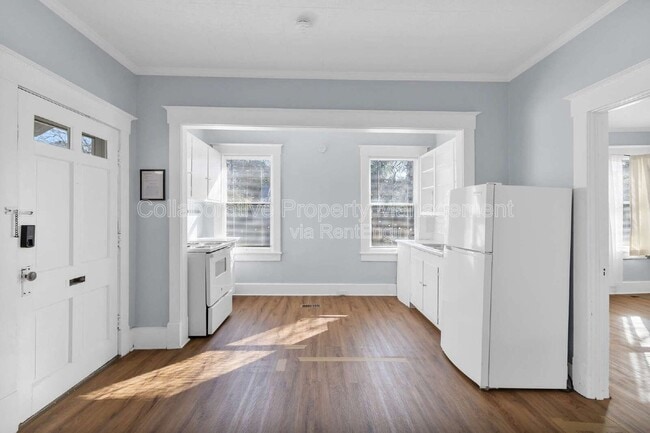 Photo - 1235 E 50th St