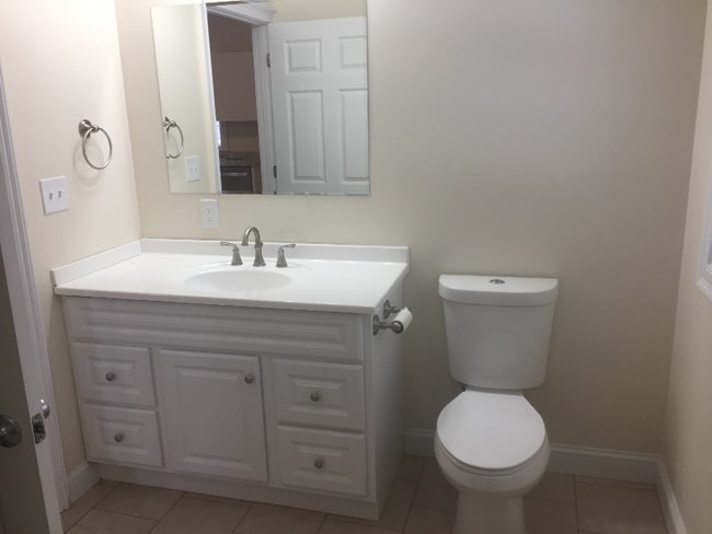 Photo - 5 N Worcester St