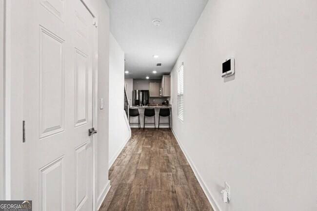 Photo - 3528 Station Dr