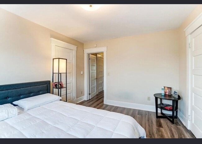 Photo - 4424 Ashland Ave