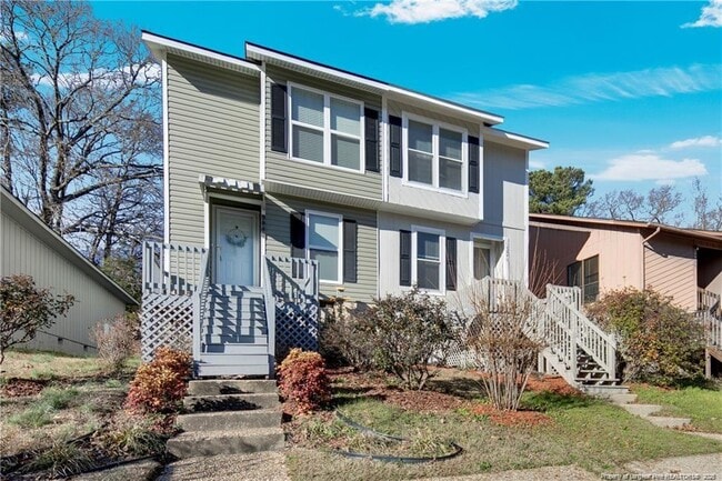 Building Photo - 5940 Laguna Dr