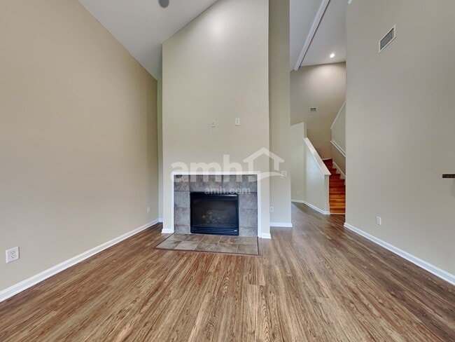 Photo - 664 Porto Cristo Ave