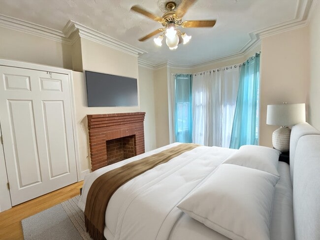 Photo - 44 White St Unit 1