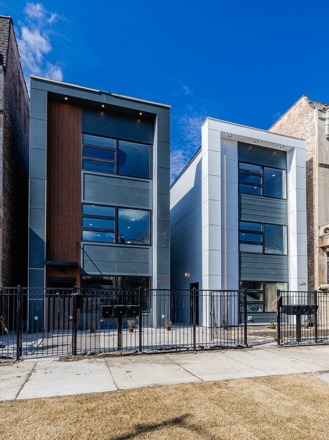 Photo - 5534 S Michigan Ave Casa