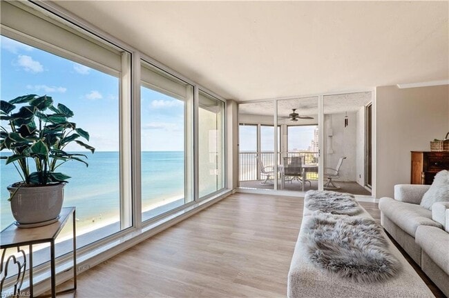 Building Photo - 4051 Gulf Shore Blvd N Unit 902 Rental