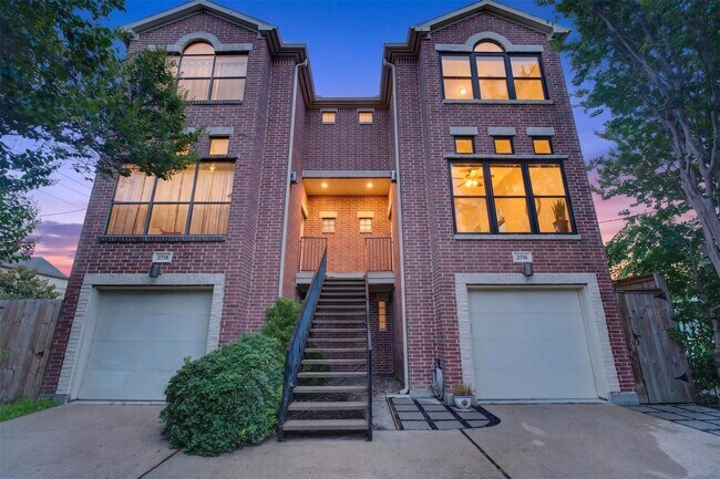 Photo - 2716 Bagby St