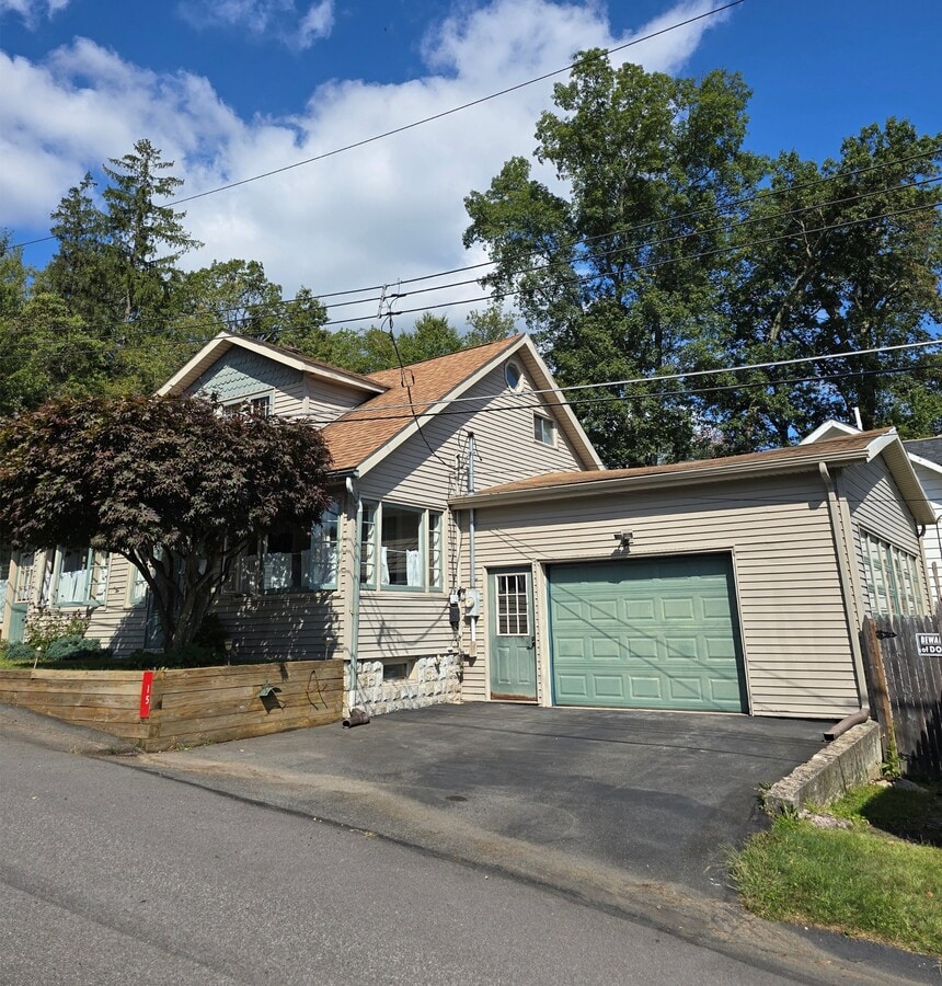 Photo - 15 Pearl St