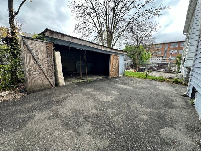 Photo - 256 S Munn Ave Unidad BSMT