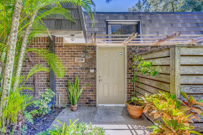 Photo - 1209 12th Terrace