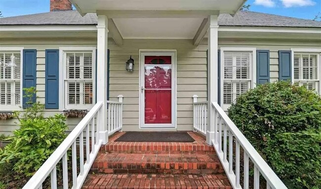 Photo - 1505 Tanglewood Cir