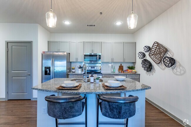 2BR, 2BA - Mac - 1081SF - The Drake