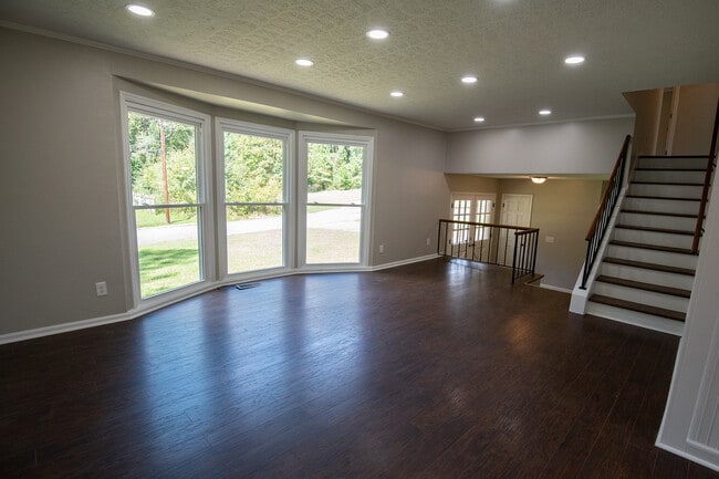 Photo - 119 Remington Wy